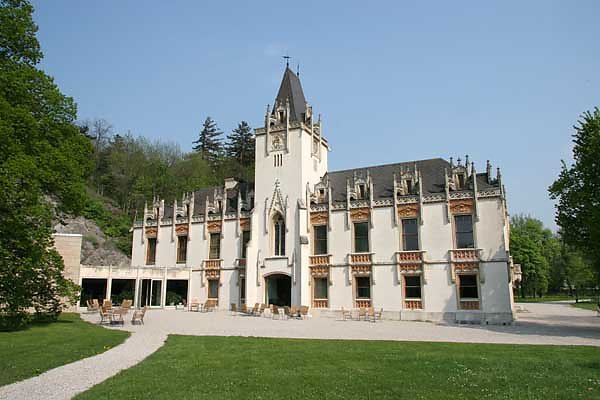 Schloss Hernstein
