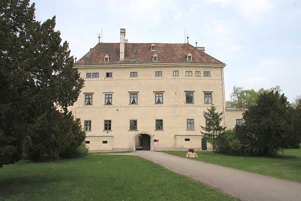 Altes-Schloss-2.jpg