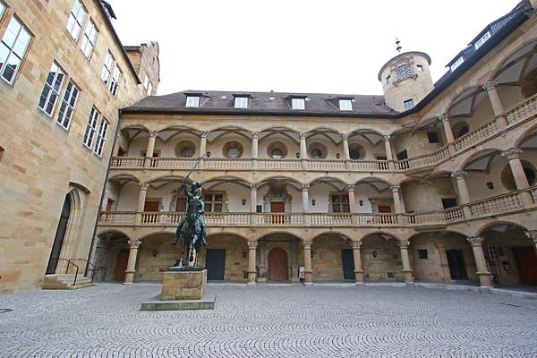 Altes-Schloss-Stuttgart-11.jpg