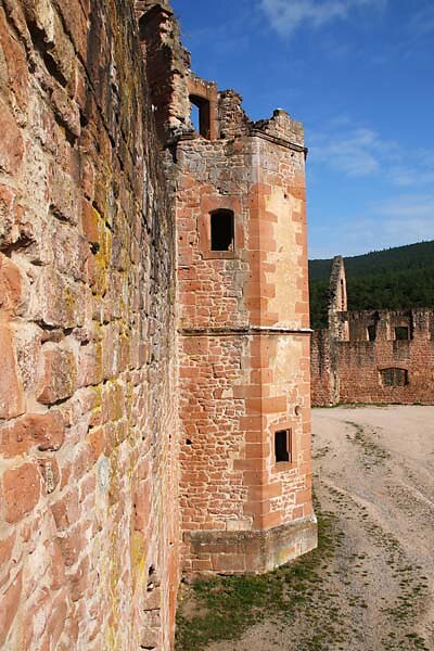 Schloss-und-Festungsruine-Hardenburg-50.jpg