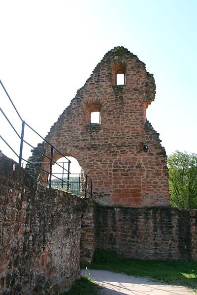 Schloss-und-Festungsruine-Hardenburg-70.jpg