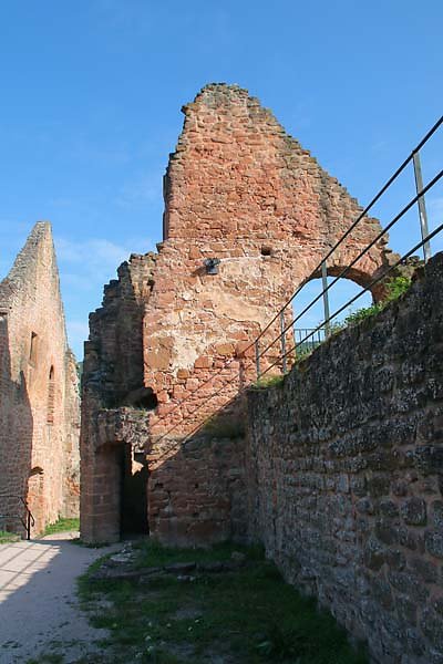 Schloss-und-Festungsruine-Hardenburg-71.jpg