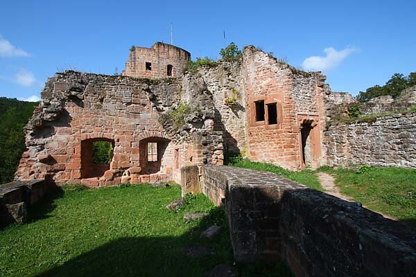 Schloss-und-Festungsruine-Hardenburg-267.jpg