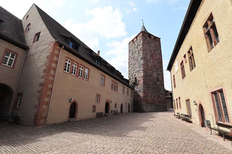 Burg-Rothenfels-10.jpg