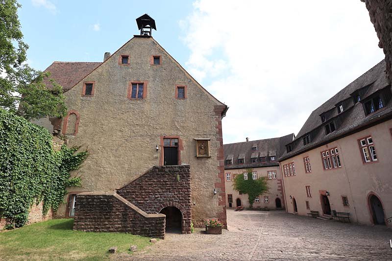 Burg-Rothenfels-17.jpg