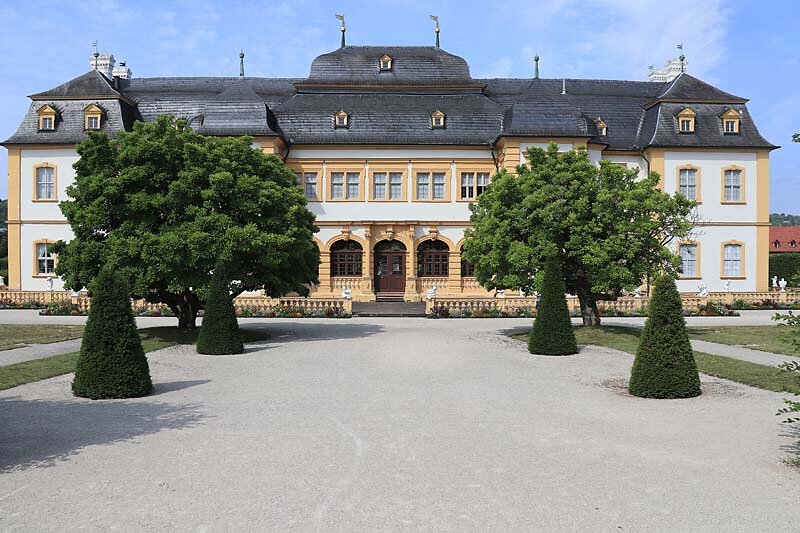Schloss-Veitshoechheim-1.jpg