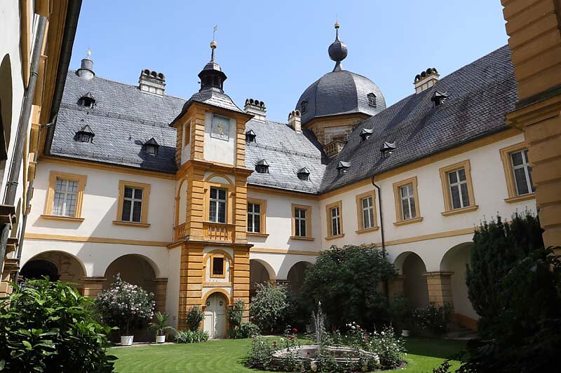 Schloss-Seehof-101.jpg