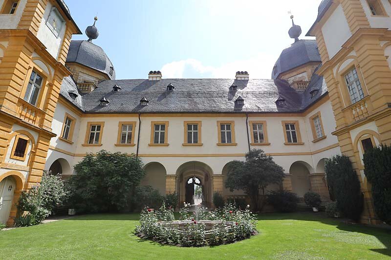 Schloss-Seehof-102.jpg